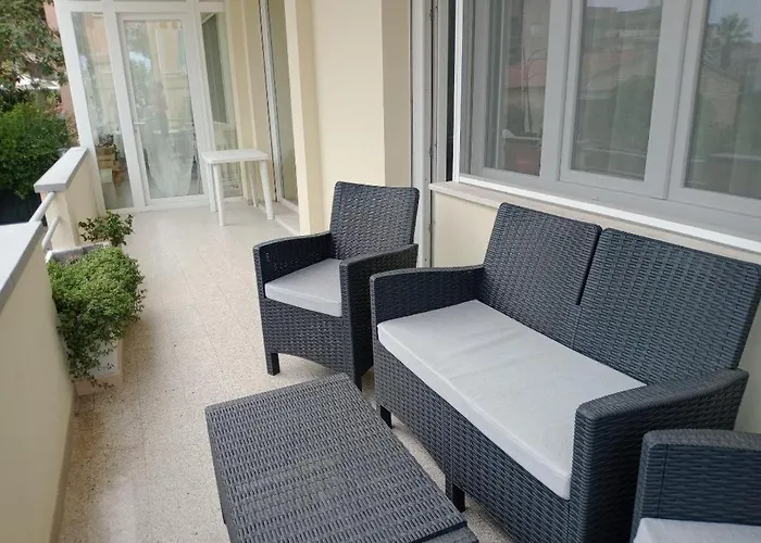 Casa Leda Con Posto Auto Privato Nel Cortile E A Pochi Passi Dal Mare