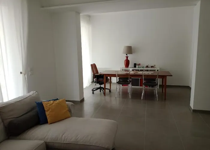 Casa Leda Con Posto Auto Privato Nel Cortile E A Pochi Passi Dal Mare Daire